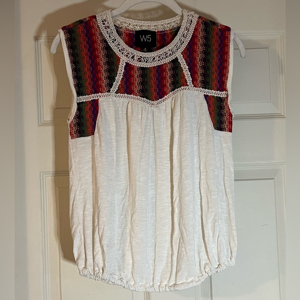 W5 White and multicolor crochet top Sleeveless Blouse with Bib Collar